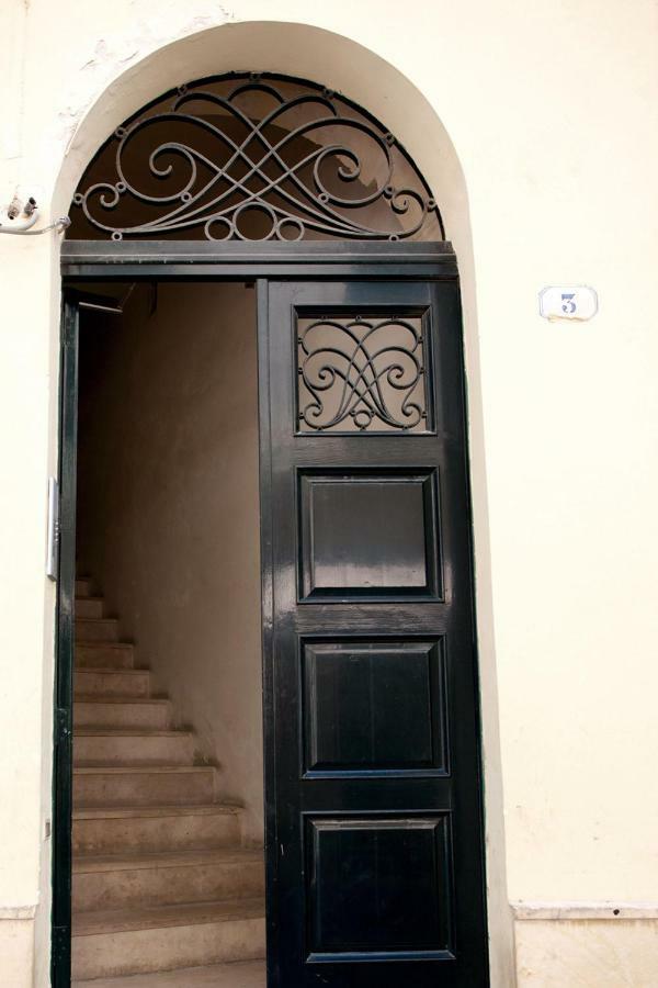 לצ'ה Balivo'S House B&B מראה חיצוני תמונה